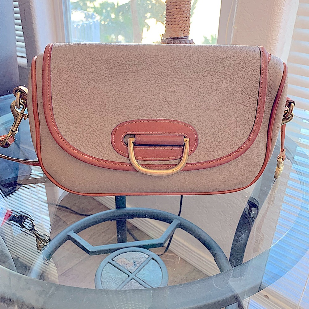 Dooney & Bourke